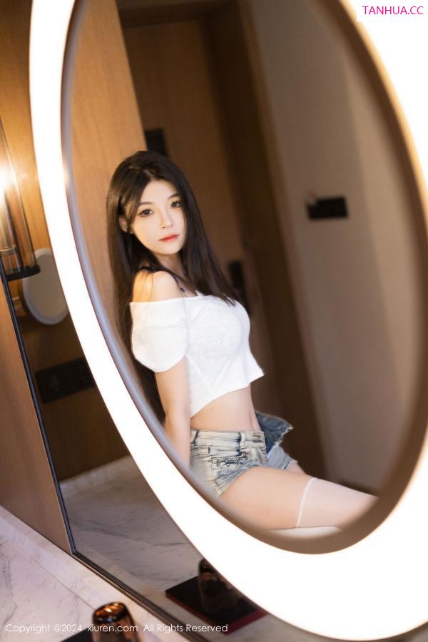   [XiuRen]高清写真图 2024.09.11 No.9141 初梦瑶 丝袜美腿第40张图片